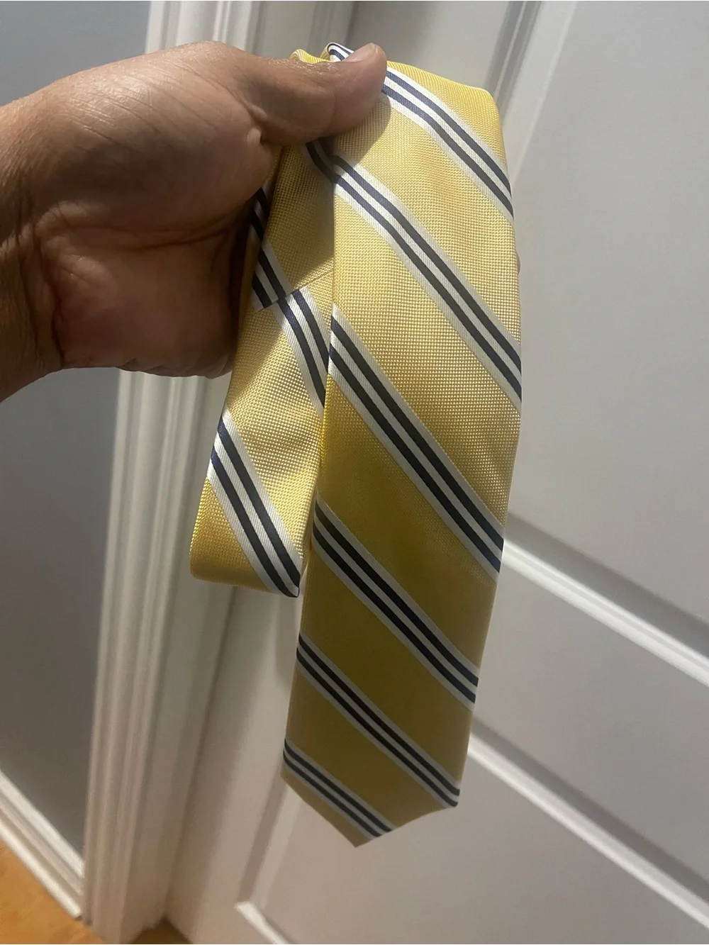 Nautica Yellow and Navy Striped Men's Tie Sz OS